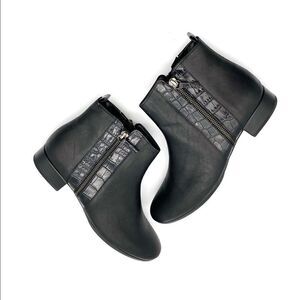 NWB GABOR Comfort Black Leather Ankle Boots Low Heel Back Zip US 8H Wide Fit